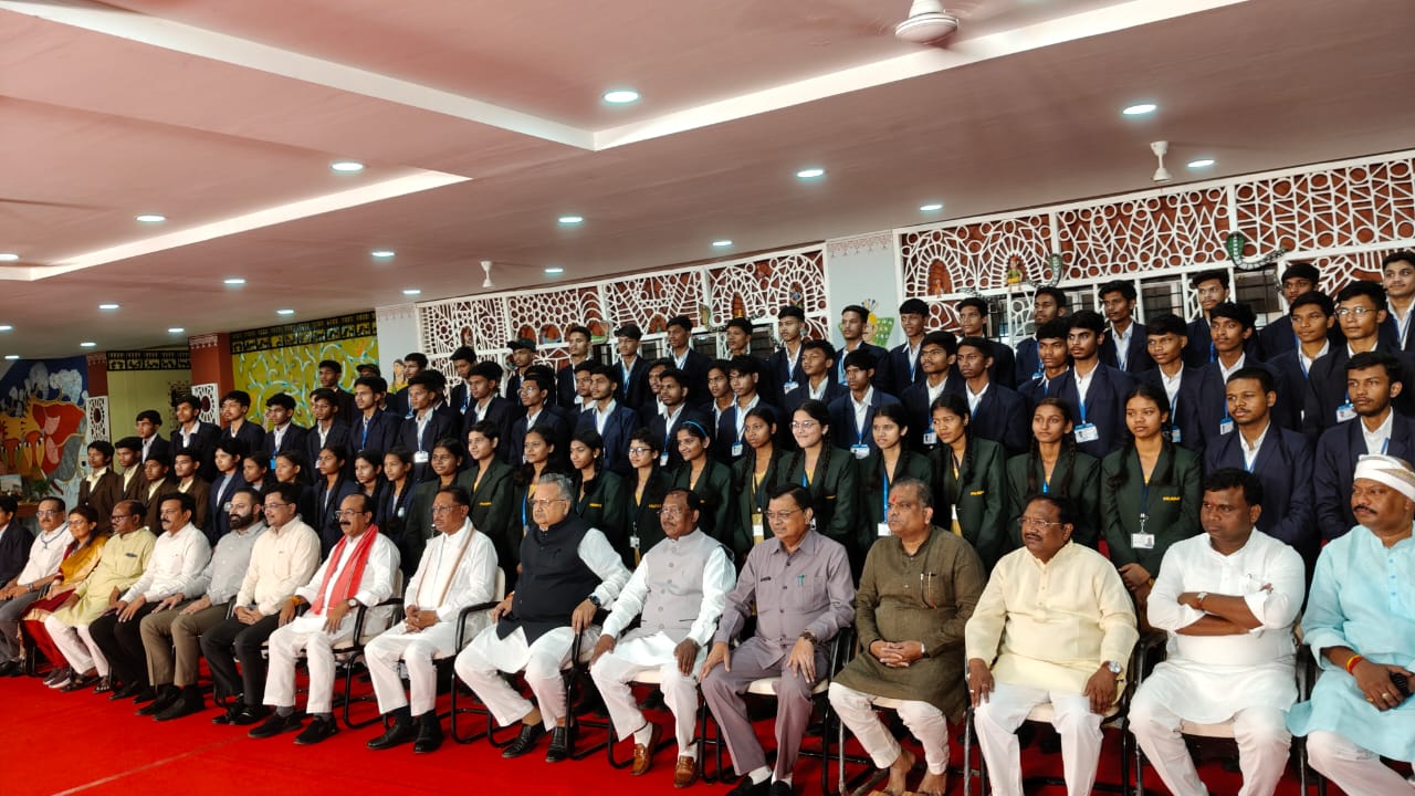 Prayas Residential Schools JEE Main 2025 honours moment